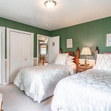 Abacot Hall Bed & Breakfast Niagara-on-the-Lake Kültér fotó